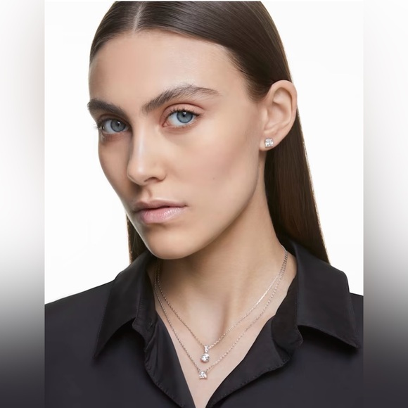 Swarovski Solitaire Stud Earrings | Square | Rhodium Plated | New | Swan Signed - Picture 3 of 9